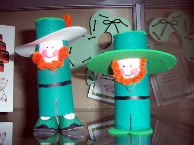 Leprechaun crafts made with craft paper.