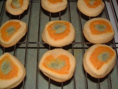 Cookies designed to look like alien eyes.